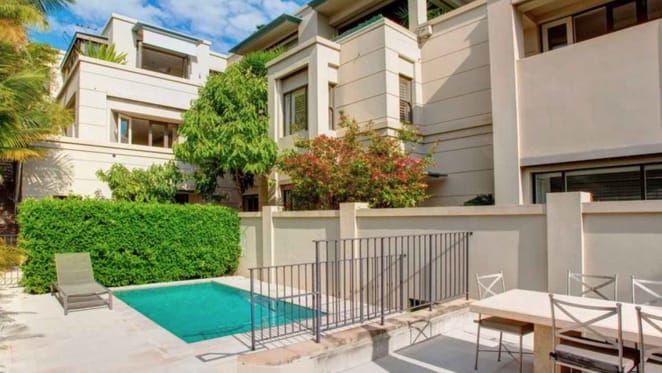 Rag trader Ray Pillion lists harbourside Darling Point penthouse