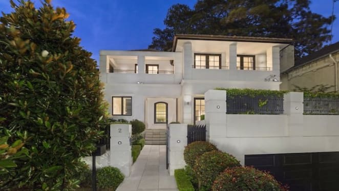 Sydney's Point Piper tops median value for houses in 2016