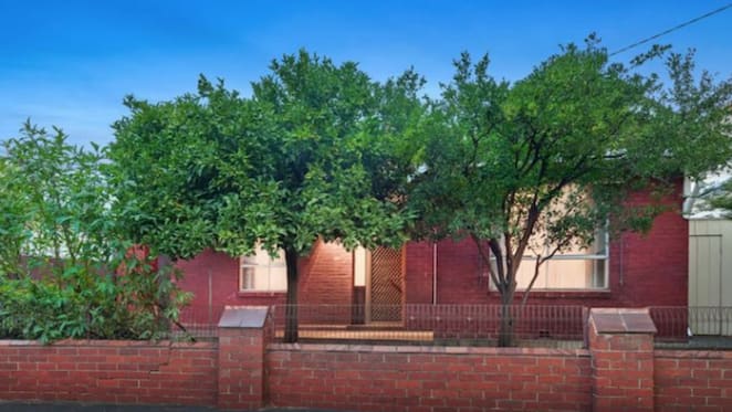 Spring auctions could slump into the 30s