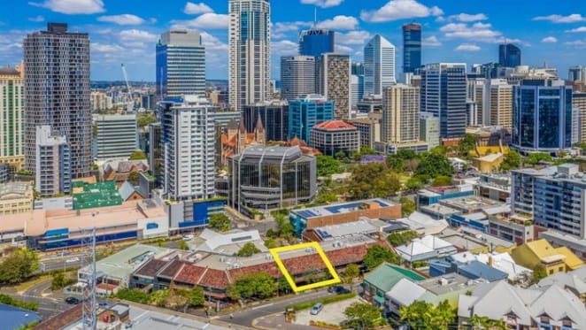 Savills sell Spring Hills strata office to interstate investor