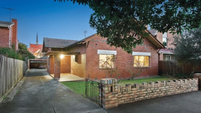 Scotch College expands portfolio, buys house $1 million above reserve
