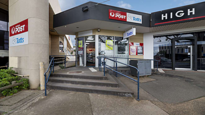Leased retail property in Burwood East for sale: Teska Carson
