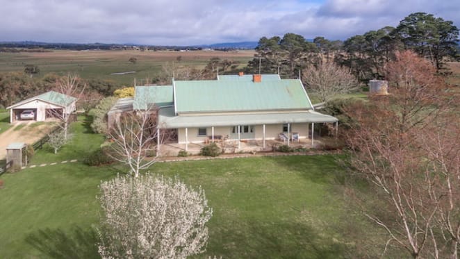 Legendary stock agent Jimmy Matthews’ Lancefield Emu Park listed for sale