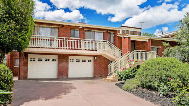 Former South Australian cricket legend's Campbelltown home hits the market