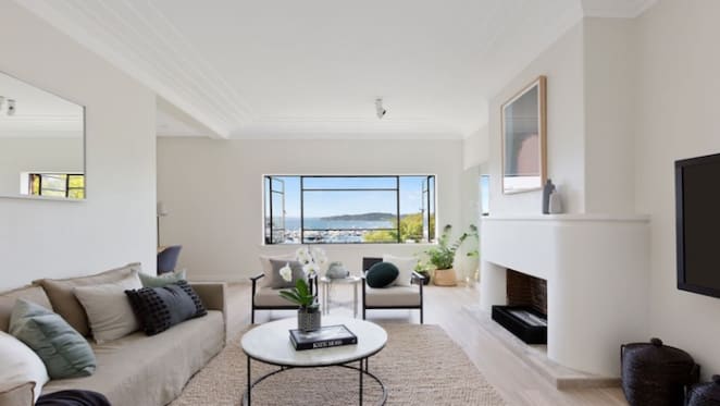 Fitness guru and former Bachelor Tim Robards buys Rose Bay apartment
