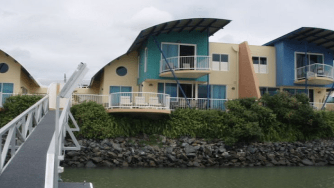 Bargain property in Rosslyn? Waterfront Rosslyn villa listed at $250,000 reduction
