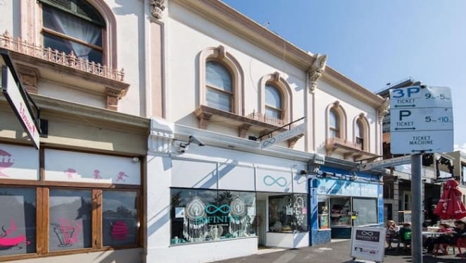 Waterfront building with retail in Williamstown fetches $1.94 million at auction