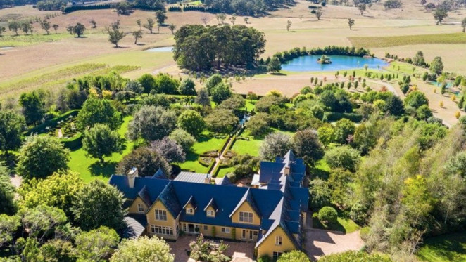 Macquarie director buys $8.2 million Avoca vineyard