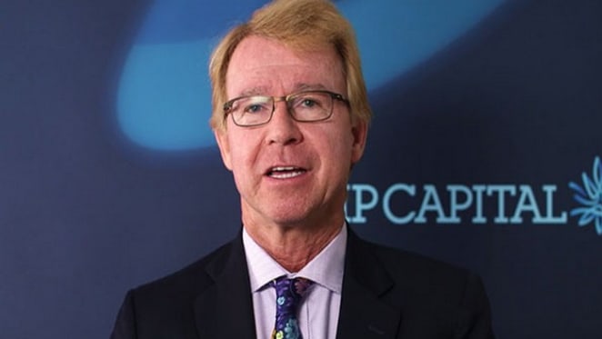 Shane Oliver pushes cash rate cut forecast back to later this year