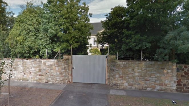 Empty Toorak home listed with $80 million hopes