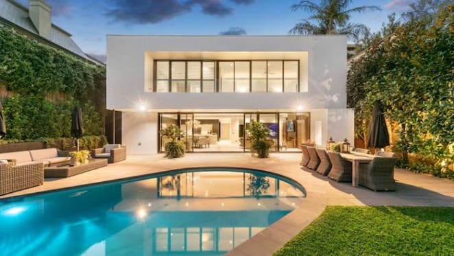 Washington Street, Toorak penthouse sold for $16 million plus
