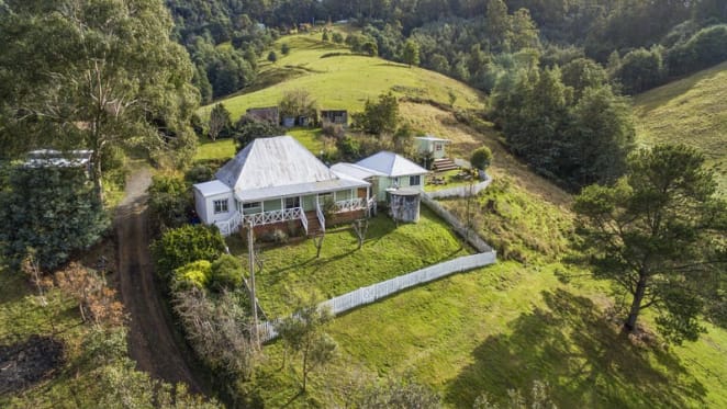 Silver Creek, Cygnet, Tasmania farm offering