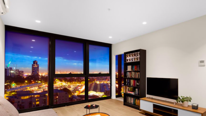 Bargain property in the Melbourne CBD? First Victoria One Elizabeth Street resale makes loss