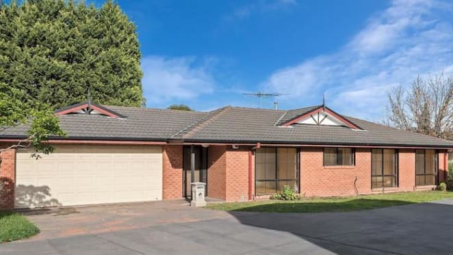 Wantirna South two bedroom unit listed by mortgagee