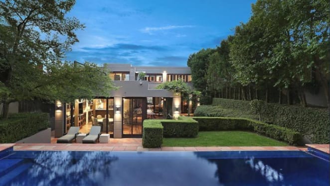 Restaurateur Kingsley Smith secures Vaucluse sale