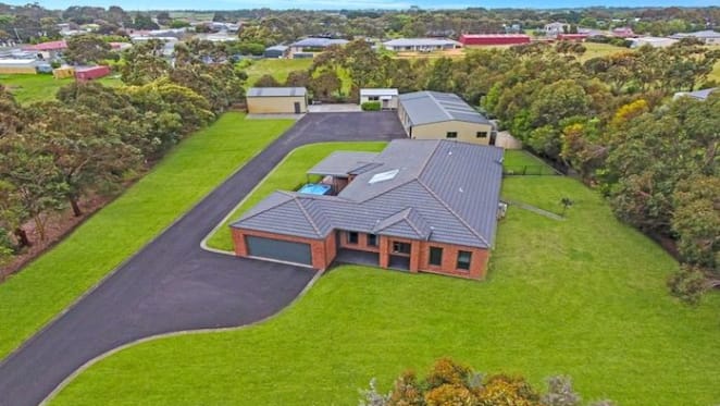 What a lazy $700,000 can buy in Warrnambool: HTW residential