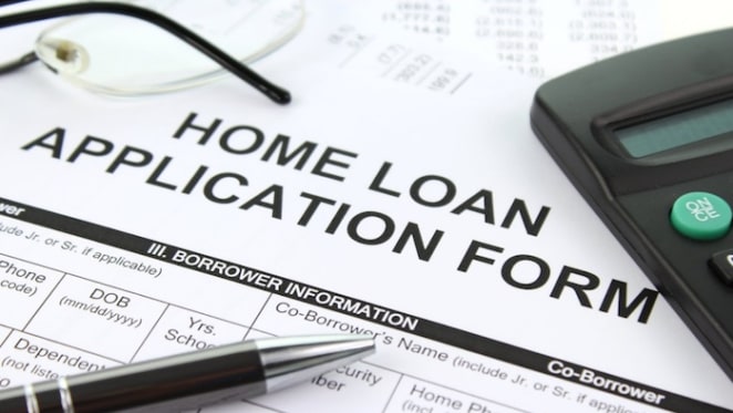 40 percent of loan applications are being turned down as credit squeeze hits would be-borrowers