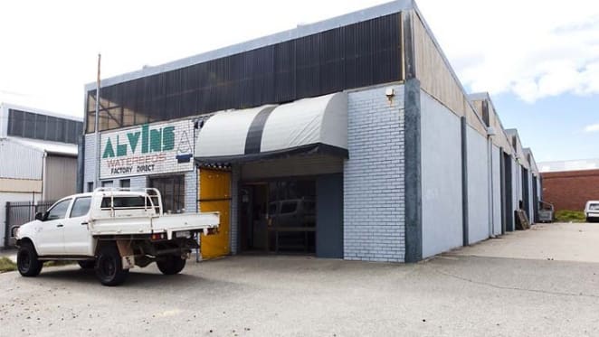 Perth warehouse/showroom snapped up for $875,000