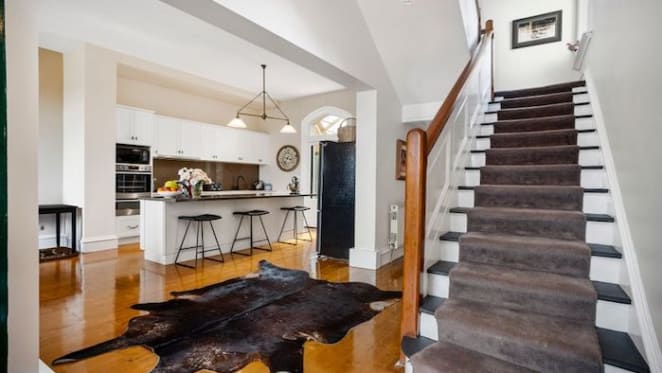 Retired Dragon's stalwart Jason 'Gyspy' Nightingale buys waterfront home in the Shire