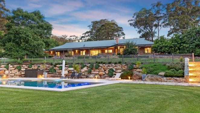 Kerryn Phelps and Jackie Stricker-Phelps find Bowral buyer