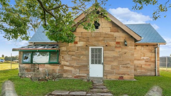 Governor Bligh's Hunting Lodge at Box Hill listed for sale