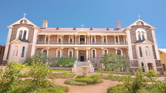 $35,000 Broken Hill cottage ranks as cheapest weekend sale