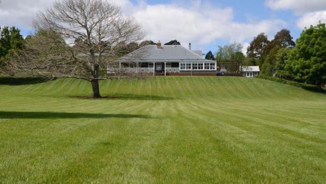 Sam Armytage sells Burrawang retreat