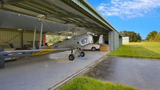 Tyabb property with aircraft hangar flies on to the market