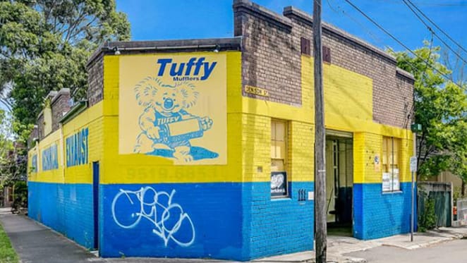 Warehouse in Sydney's inner-west snapped up at auction