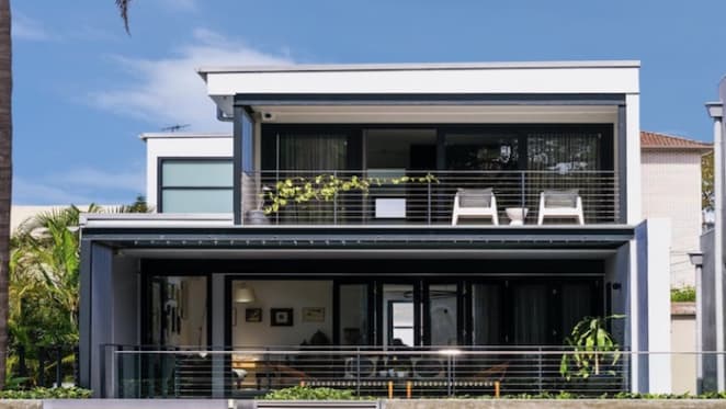 Today show weatherman Steve Jacobs sells in Coogee