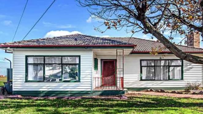 The Castle, at Mayday Hills, Beechworth set for serious pool room