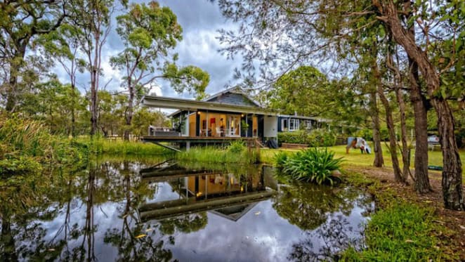 Brisbane architect's 1950s bush cottage transformation