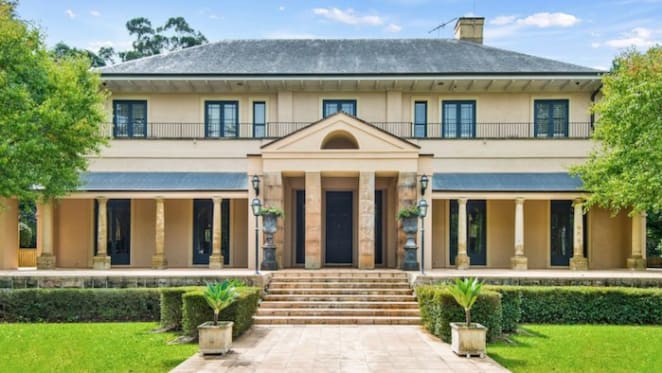 Orderly downturn sees $500,000 losses taken at Sydney top end residential
