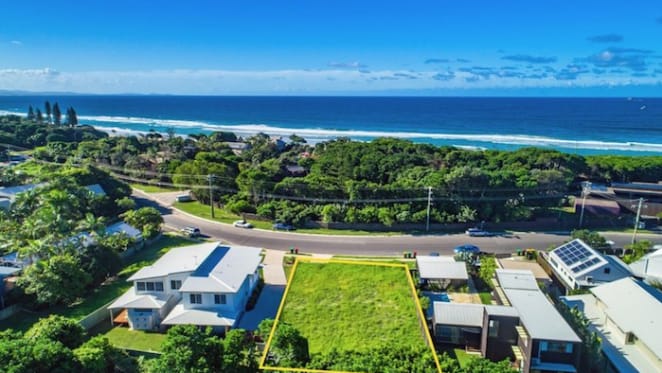 The Block judge Shelley Craft lists at Byron Bay