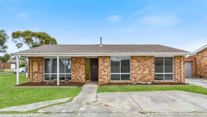 Cranbourne, Victoria mortgagee unit sold for $321,000