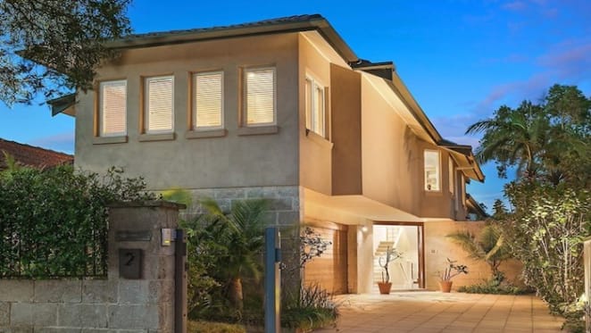 Former Australian trade minister Andrew Robb buys in Cremorne Point