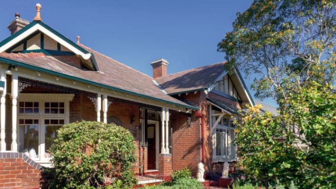 NINE executive Mat Yelavich sells in Surry Hills