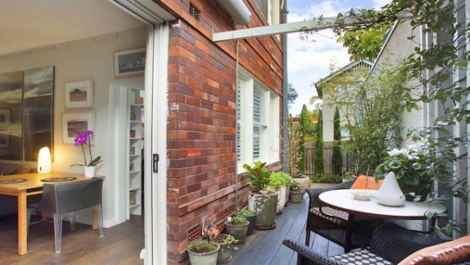 Colour consultant Sarah Pitt sells Double Bay renovated apartment