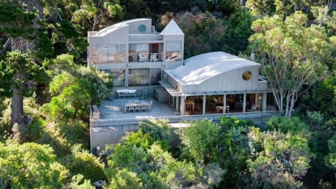 Timber trophy house on exclusive waterfront Flinders street listed