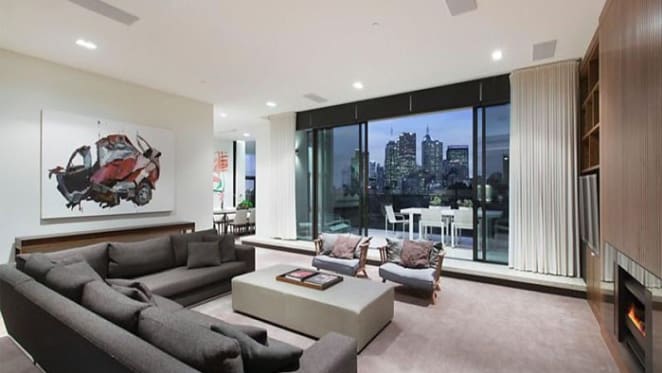 Comedian Mick Molloy sells East Melbourne apartment