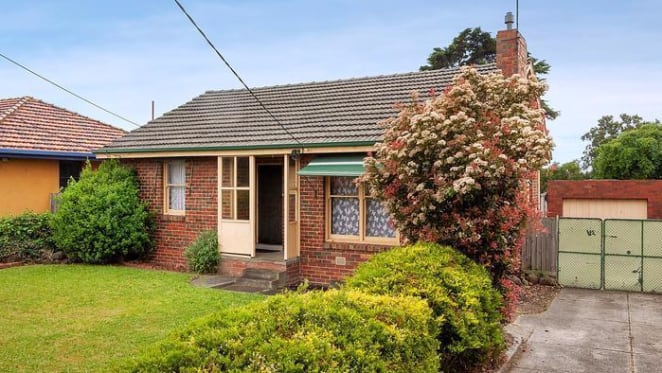 Auction numbers in decline - except Reservoir - as summer hibernation closes in