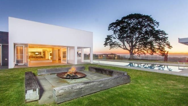 Byron Bay hinterland trophy Amelika sold
