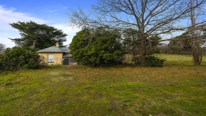 Silverstone Group's Troy Daffy buys Macedon House, Gisborne