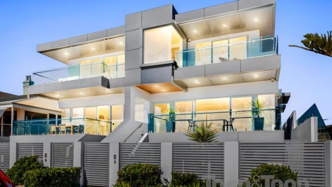 Casa Sul Mare on Adelaide's Henley Beach under offer