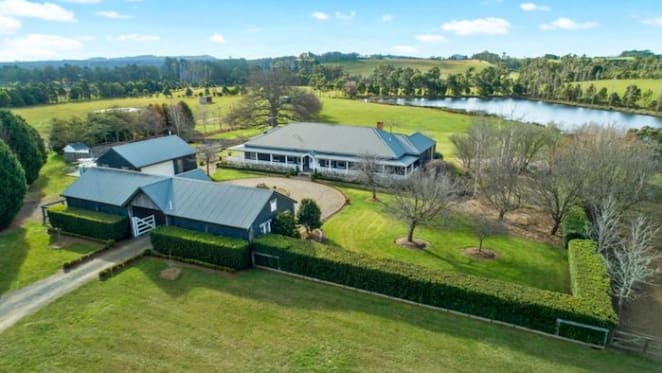 Celebrity hair stylist Joh Bailey gets quick Southern Highlands sale