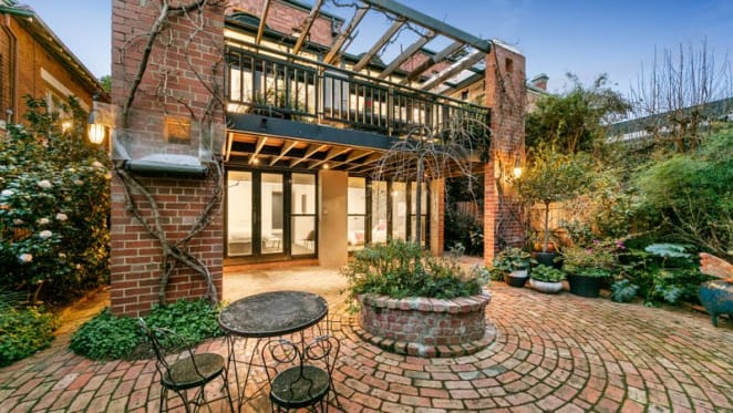 Glucksberg, Yarra Street, Hawthorn trophy home sold