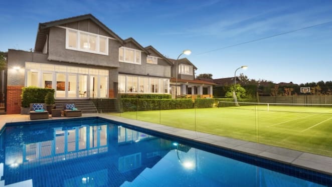 Hastily called private auction triggered $9 million Glen Iris sale