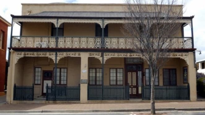 Kapunda's 1860 Ford House for sale