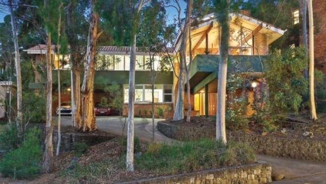 Freiberg House, 1960s Kew residence designed by Chancellor and Patrick listed