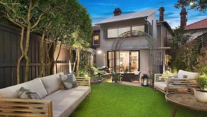 Former Stockland boss lists Kirribilli terrace